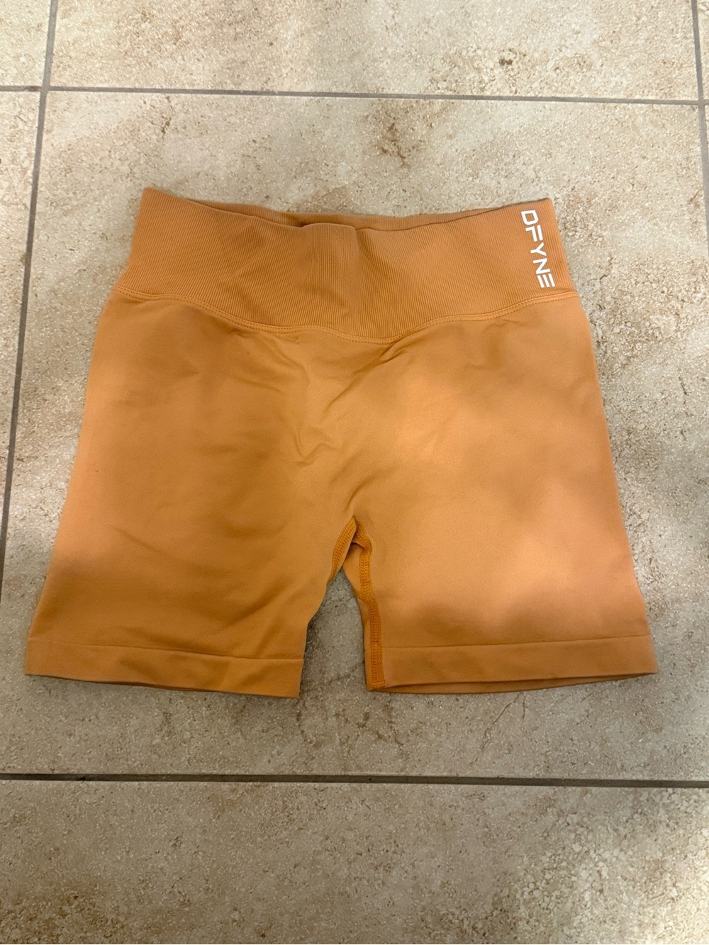 DFYNE Orange biker shorts (Faded)
